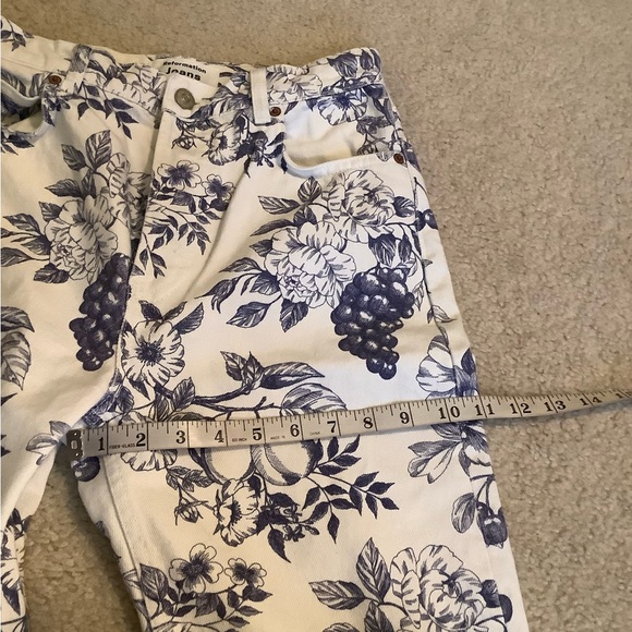 Reformation Jeans Cynthia Toile High Rise Straight White & Blue Size 27/4 small - Picture 6 of 13